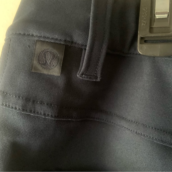 Lululemon Men’s ABC Slim Fit Trouser Warpstreme 34/28 Navy - Picture 5 of 7